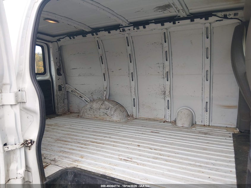 2014 GMC SAVANA 2500 WORK VAN · Фото 8