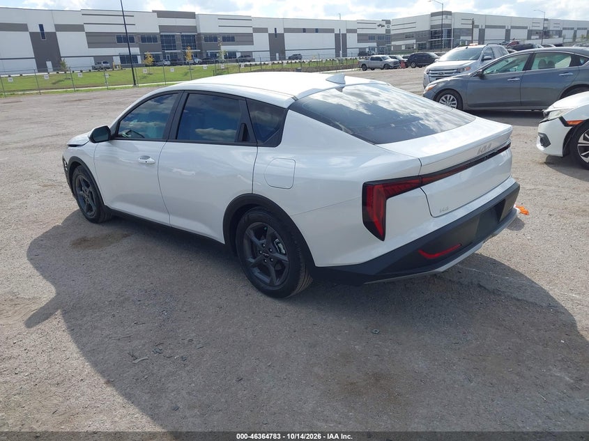 Vin: 3kpft4de7se240722, lot: 46865095, kia k4 lxs 20253
