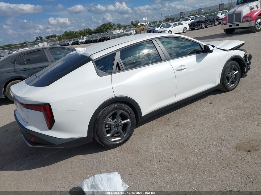 Vin: 3kpft4de7se240722, lot: 46865095, kia k4 lxs 20254