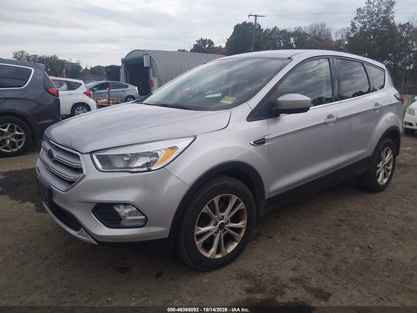 Vin: 1fmcu9gd2kub80541, lot: 46865404, ford escape se 20192