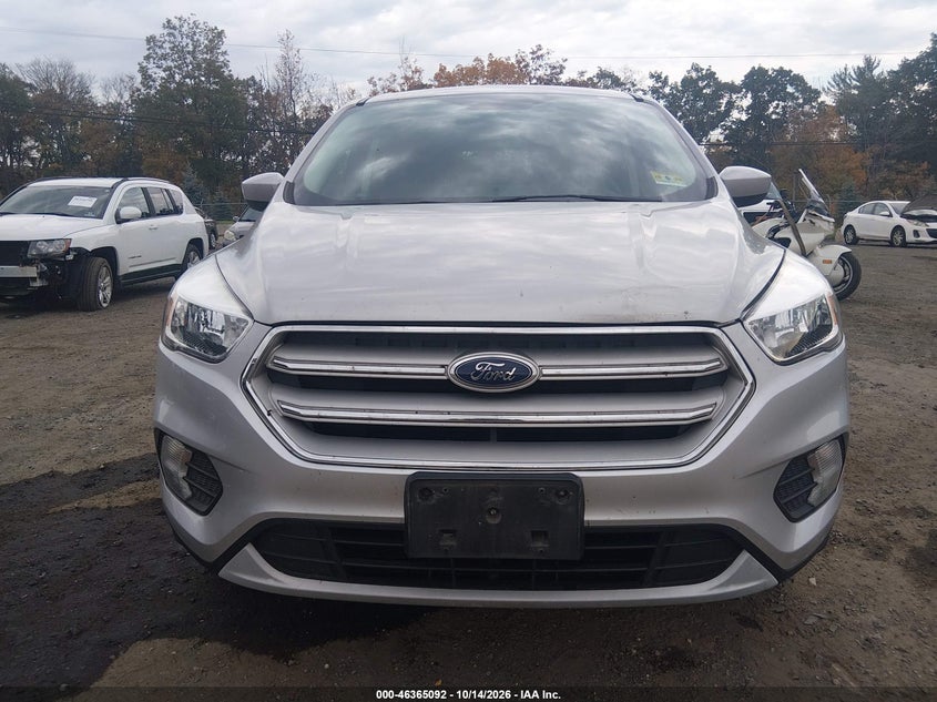 2019 FORD ESCAPE SE · Фото 6