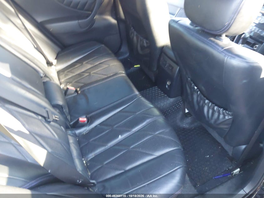 2015 INFINITI QX70 · Фото 8