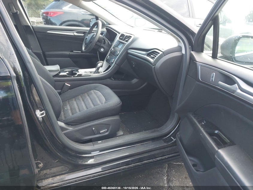 2016 FORD FUSION SE · Фото 5