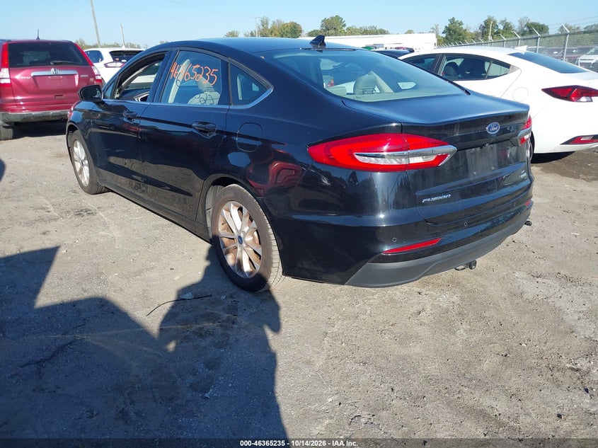 Vin: 3fa6p0hdxkr126551, lot: 46865547, ford fusion se 20193