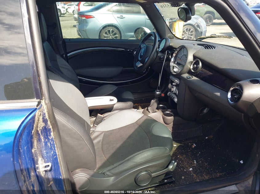 2008 MINI COOPER S · Фото 5