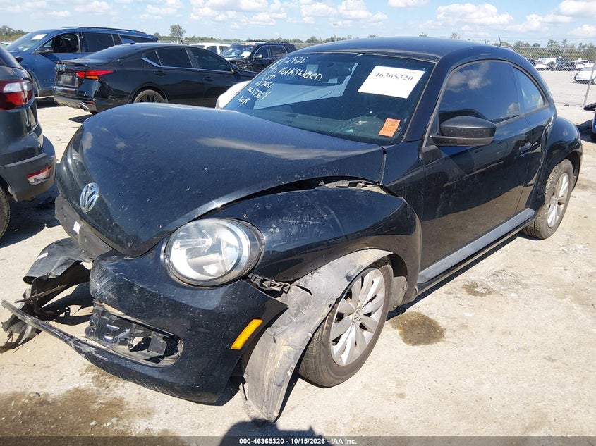 2015 Volkswagen Beetle 1.8T Fleet Edition, Front End, IAAI, VIN 3VWF17AT8FM637651 — photo 2