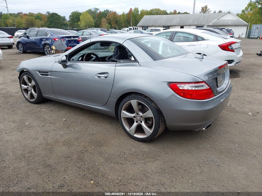 Vin: wddpk5ha6cf003799, lot: 46865703, mercedes-benz slk 350 20123
