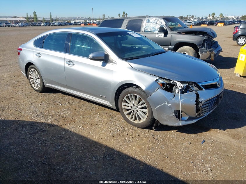 2015 Toyota Avalon Hybrid XLE Touring