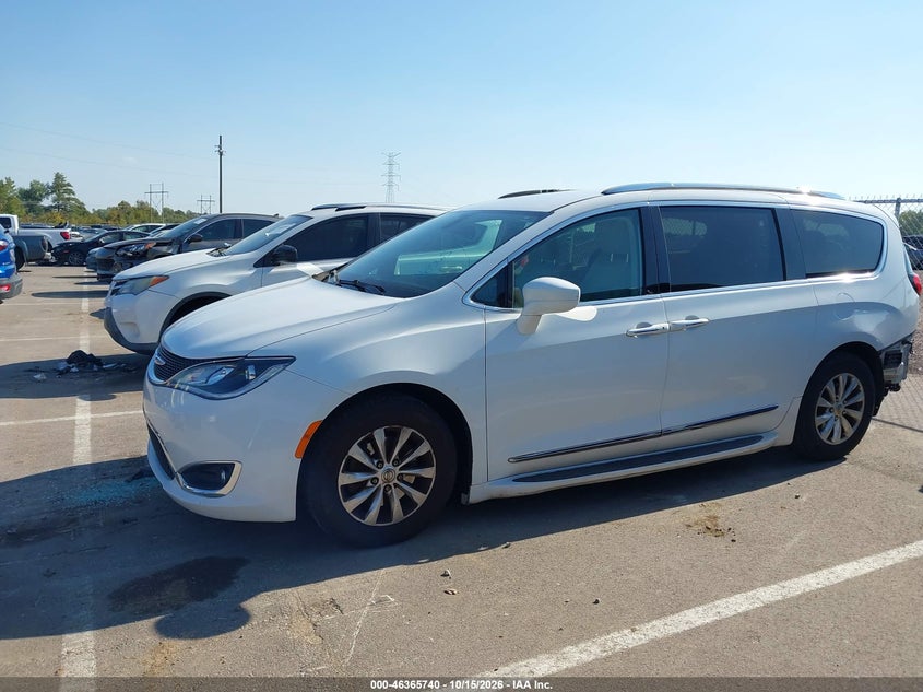 CHRYSLER PACIFICA - zdjęcie 14