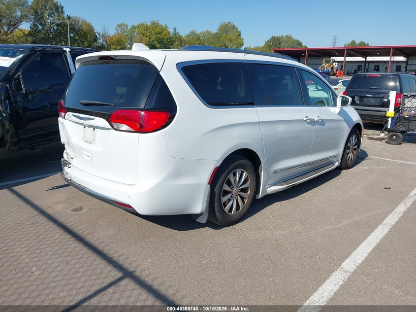 CHRYSLER PACIFICA - zdjęcie 4