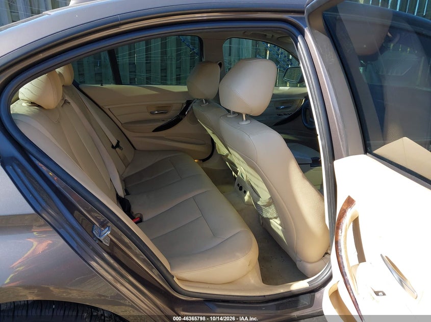2013 BMW 328I XDRIVE · Фото 8
