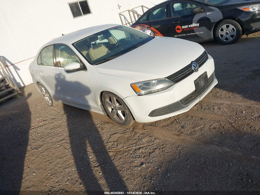 Vin: 3vwll7aj6em309073, lot: 46866204, volkswagen jetta 2.0l tdi 2014 img_1