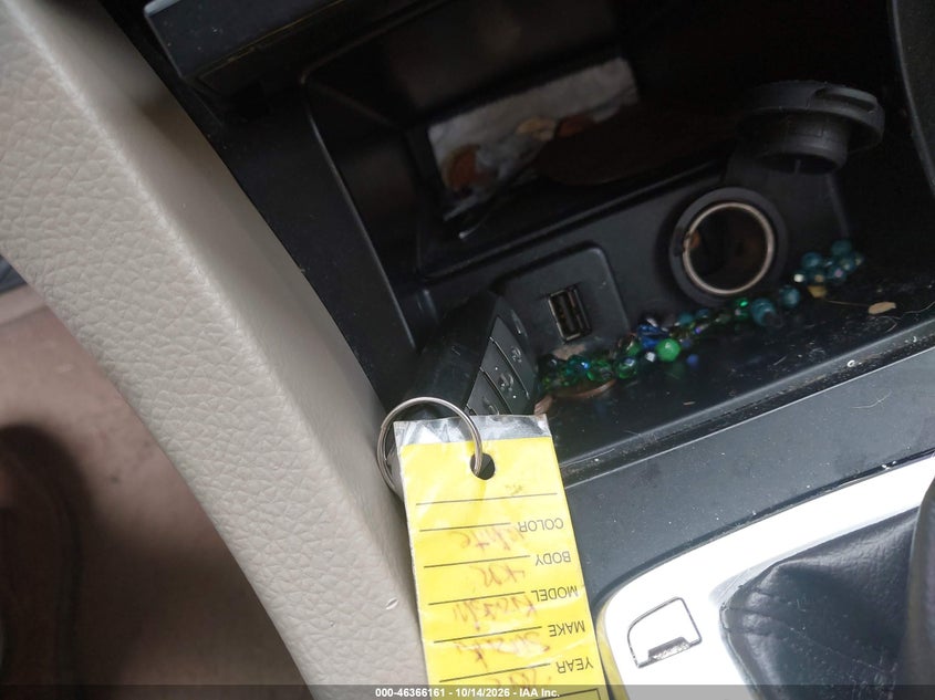 2012 SUZUKI KIZASHI SE · Фото 11