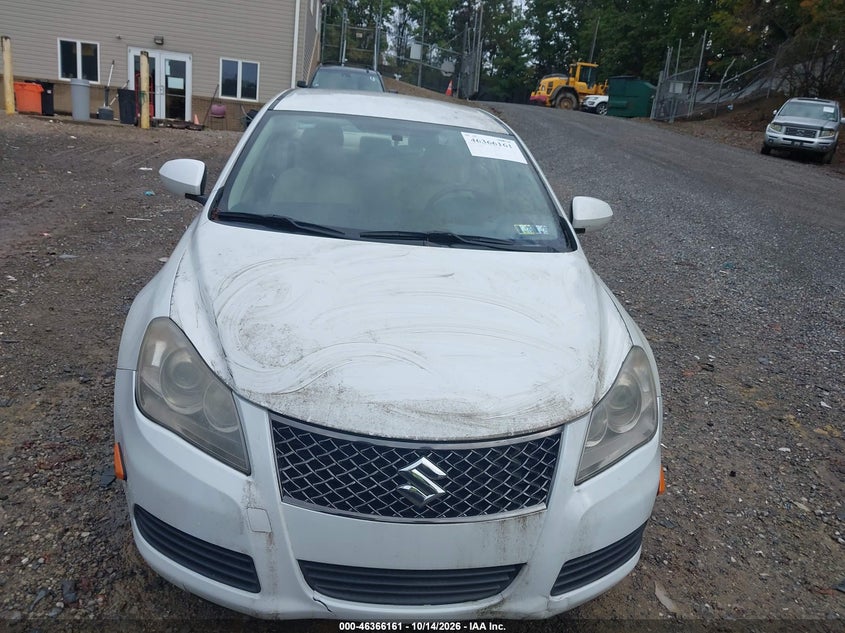 2012 SUZUKI KIZASHI SE · Фото 6