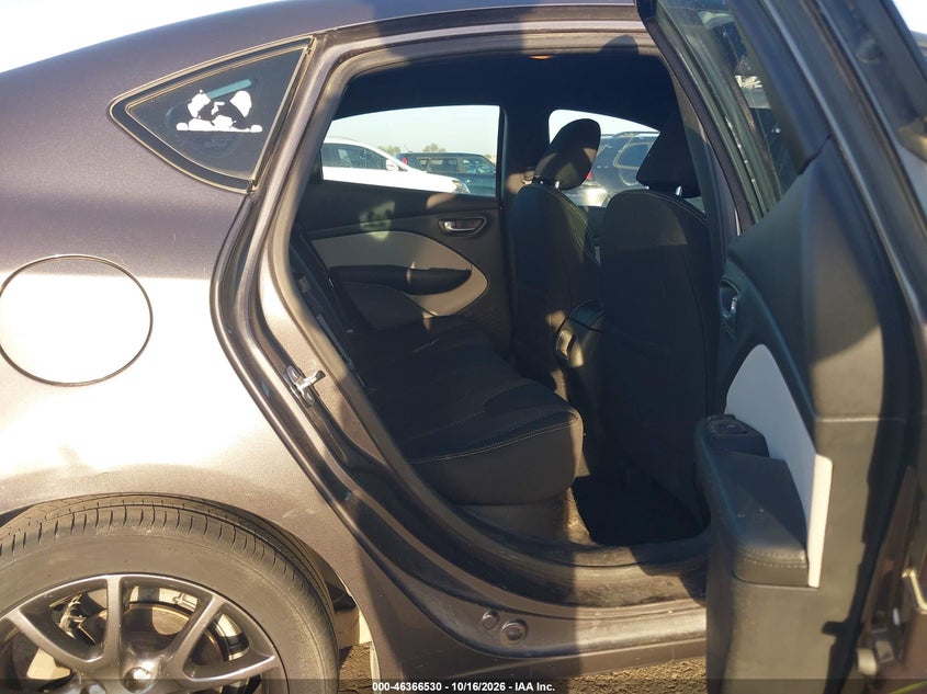 2015 DODGE DART SXT · Фото 8