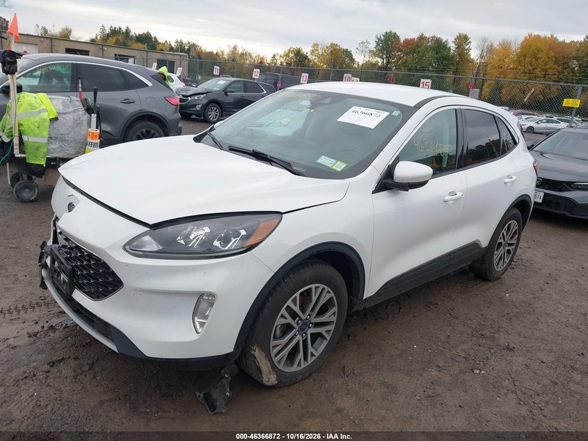 Vin: 1fmcu9cz5nua30090, lot: 46867200, ford escape sel hybrid 20222