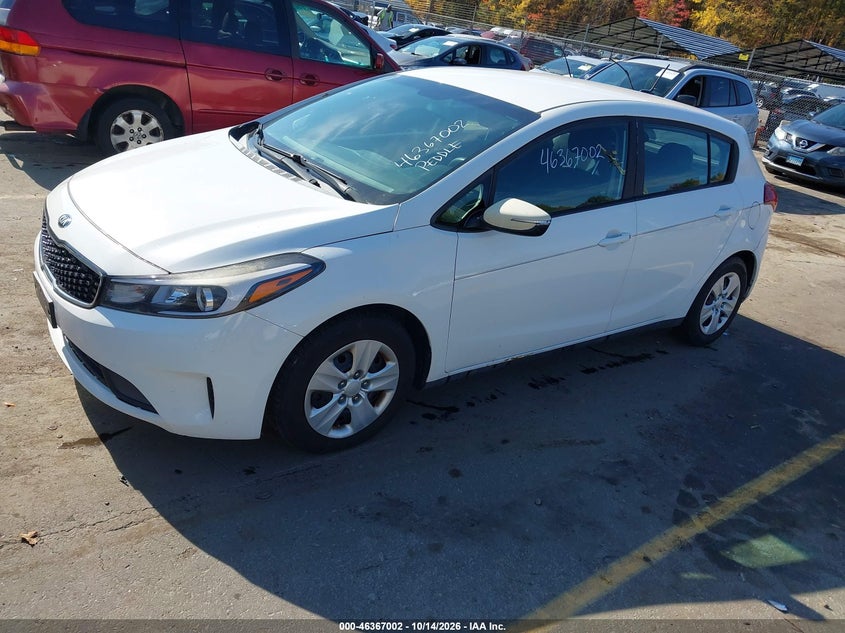 2017 KIA FORTE LX · Photo 2