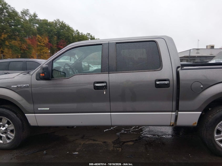 2011 FORD F-150 XLT · Фото 14