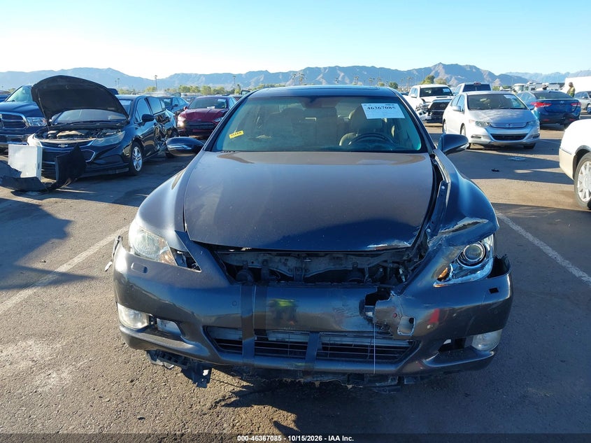 2010 LEXUS LS 460 · Photo 12