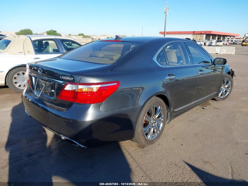 2010 LEXUS LS 460 · Photo 4