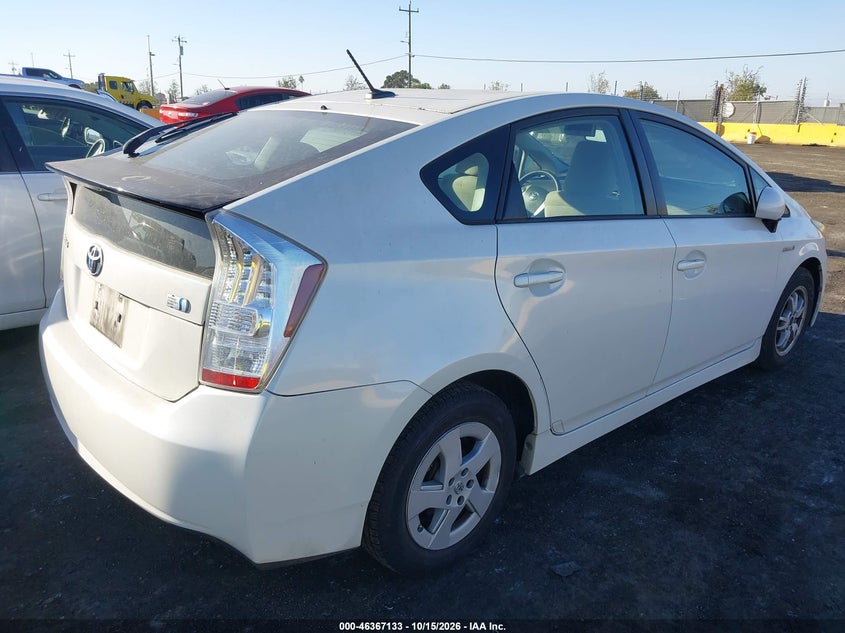 Vin: jtdkn3du4b1381745, lot: 46867461, toyota prius three 20114