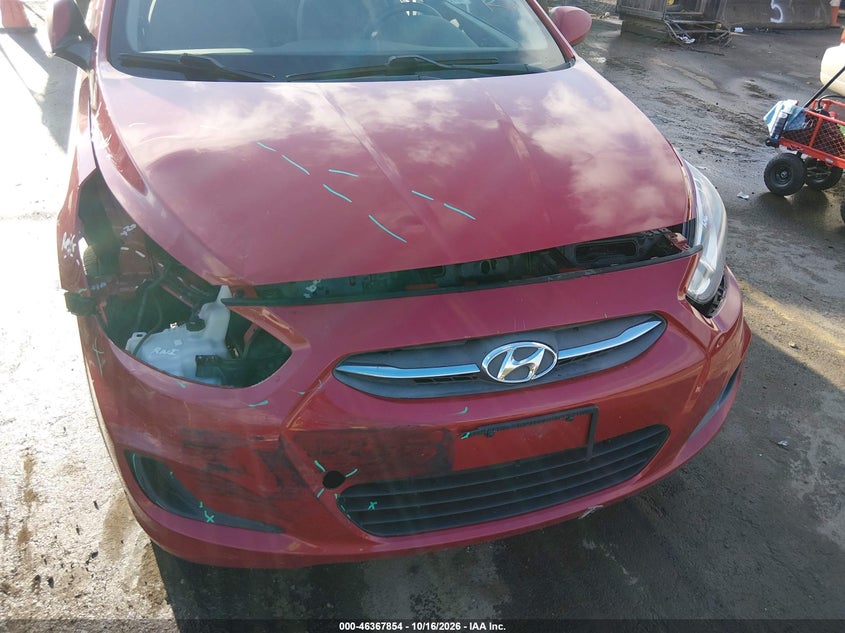 2017 HYUNDAI ACCENT SE · Фото 6