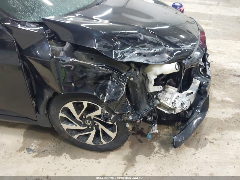 2018 HONDA CIVIC EX · Photo 18