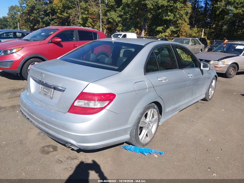 MERCEDES-BENZ C 300 2010 VIN WDDGF8BB1AF407159
