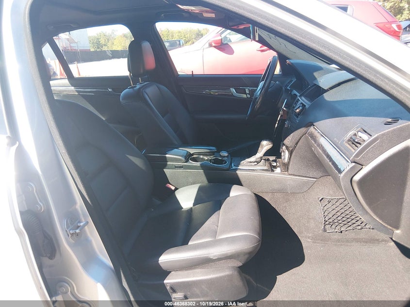 MERCEDES-BENZ C 300 2010 VIN WDDGF8BB1AF407159