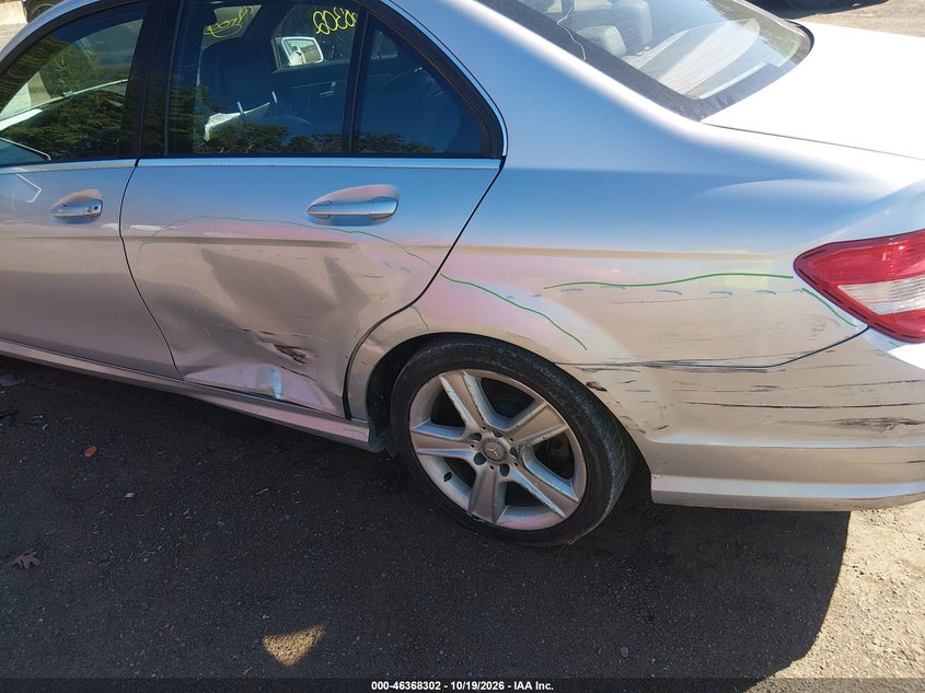 MERCEDES-BENZ C 300 2010 VIN WDDGF8BB1AF407159