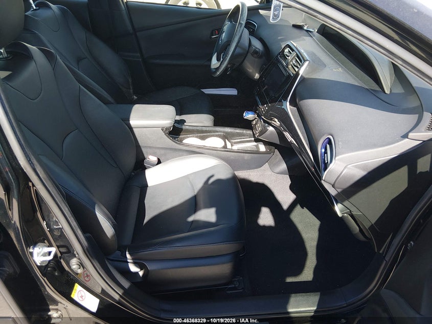 TOYOTA PRIUS - zdjęcie 5