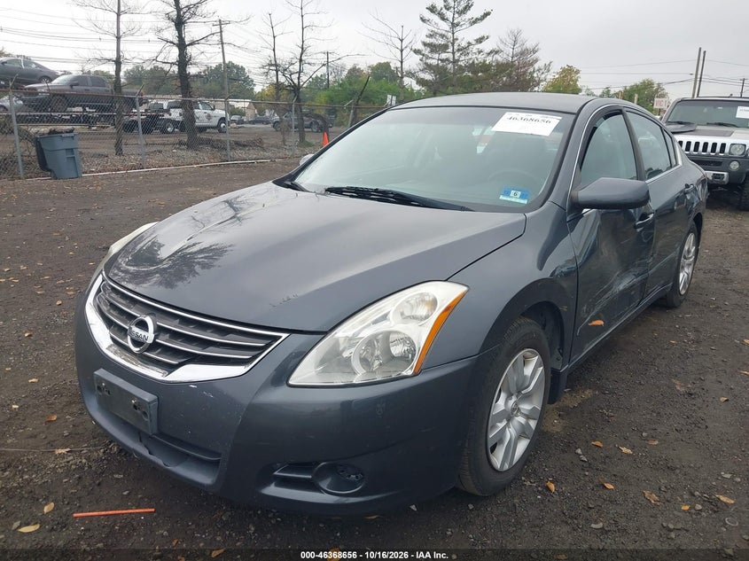 2010 Nissan Altima 2.5 S, Front End, IAAI, VIN 1N4AL2APXAN522759 — photo 2