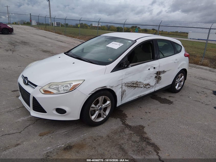 Vin: 1fadp3k22dl117635, lot: 46869111, ford focus se 20132
