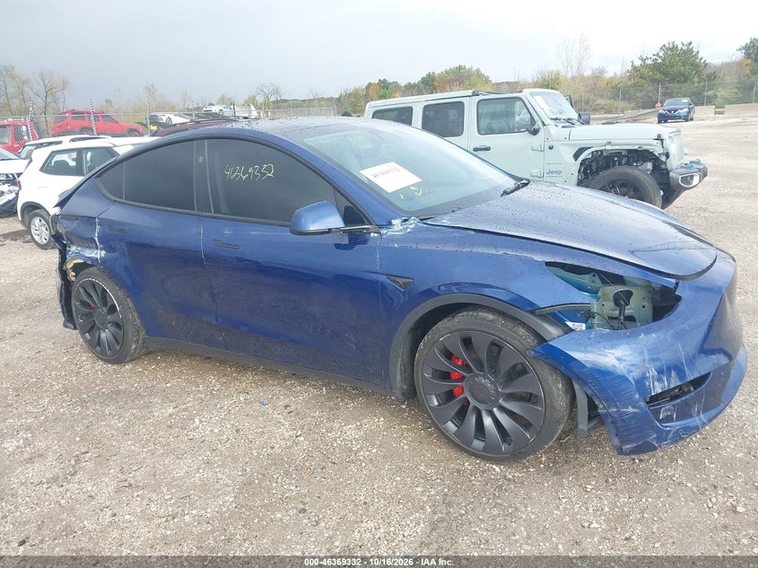 TESLA MODEL Y - zdjęcie 6