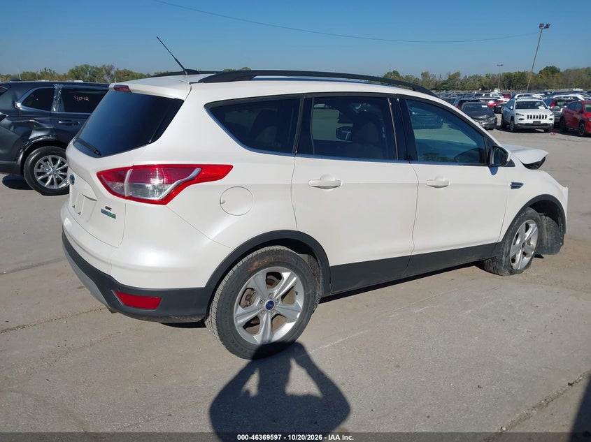 Vin: 1fmcu0gx9eub57221, lot: 46869930, ford escape se 20144