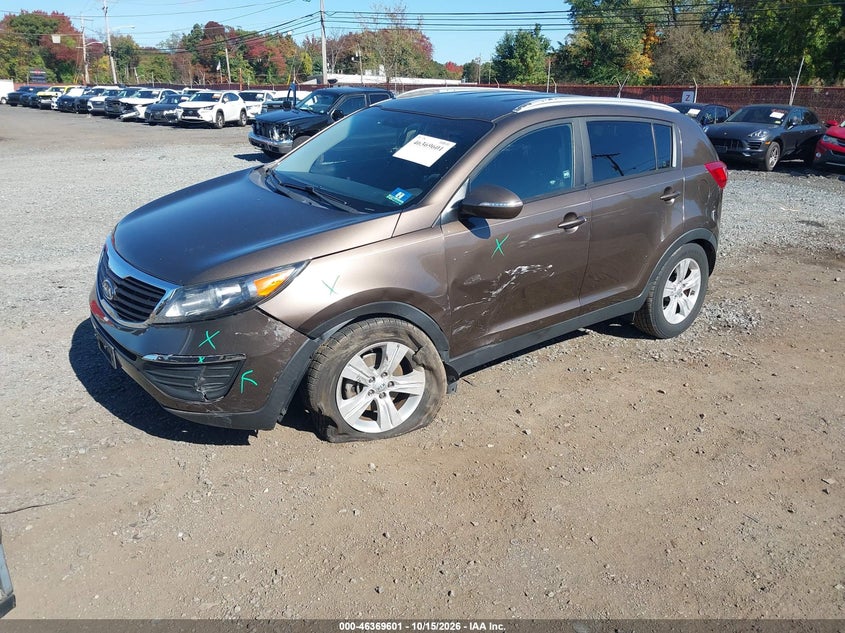 2012 Kia Sportage Lx, Left Side, IAAI, VIN KNDPB3A2XC7267622 — photo 2