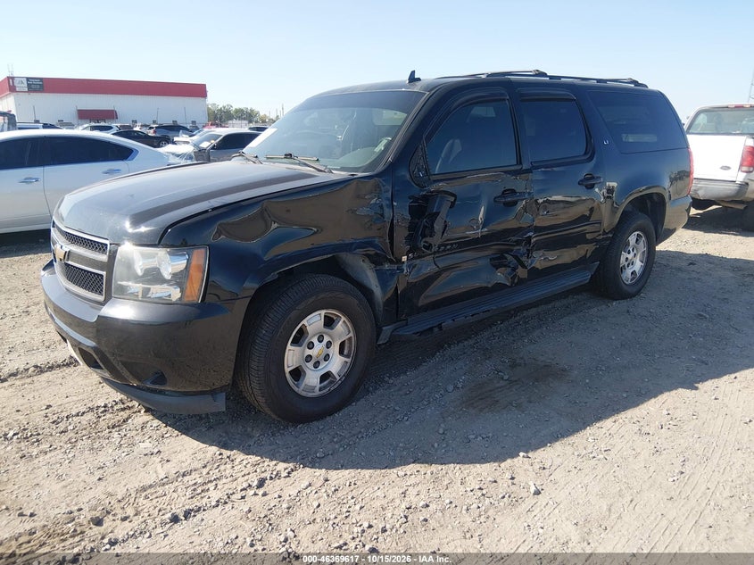 2009 Chevrolet Suburban 1500 Lt2, Left & Right Side, IAAI, VIN 1GNFC26049R264973 — photo 2