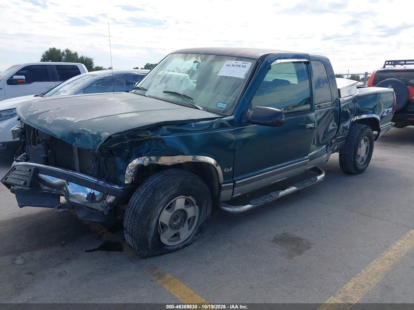 1995 Chevrolet Gmt-400 K1500, Front End, IAAI, VIN 1GCEK19K0SE198000 — photo 2