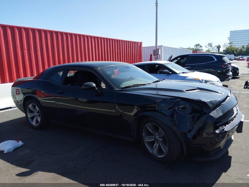 2018 DODGE CHALLENGER SXT · Photo 13