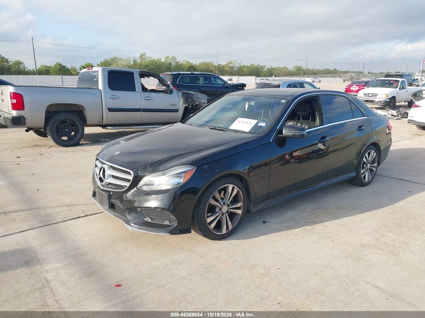 2016 Mercedes-Benz E 350, Right Side, IAAI, VIN WDDHF5KB4GB186093 — photo 2