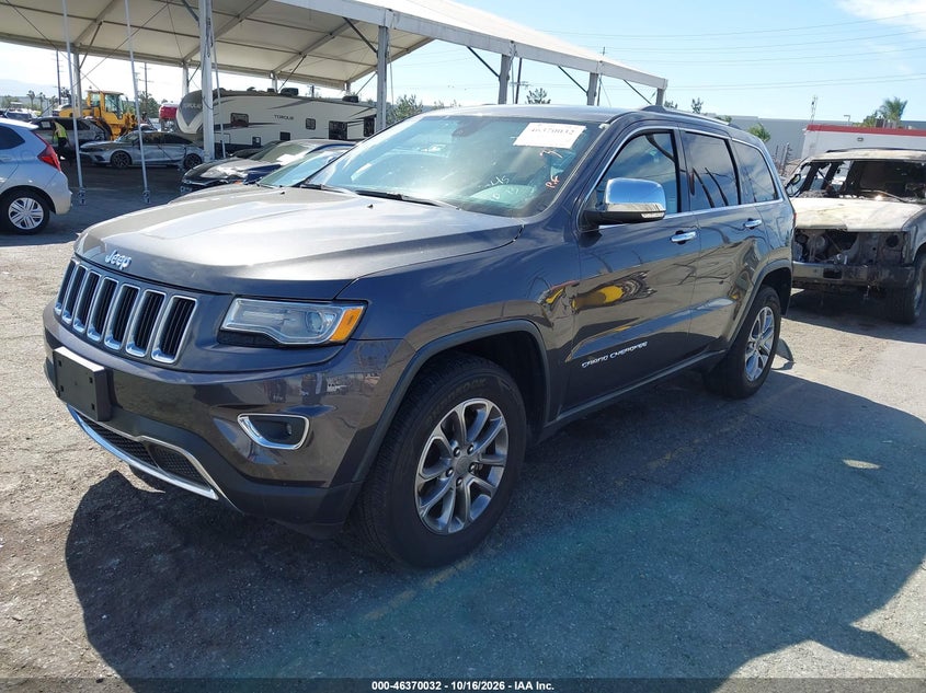 2016 Jeep Grand Cherokee Limited, Rear, IAAI, VIN 1C4RJEBG2GC313751 — photo 2