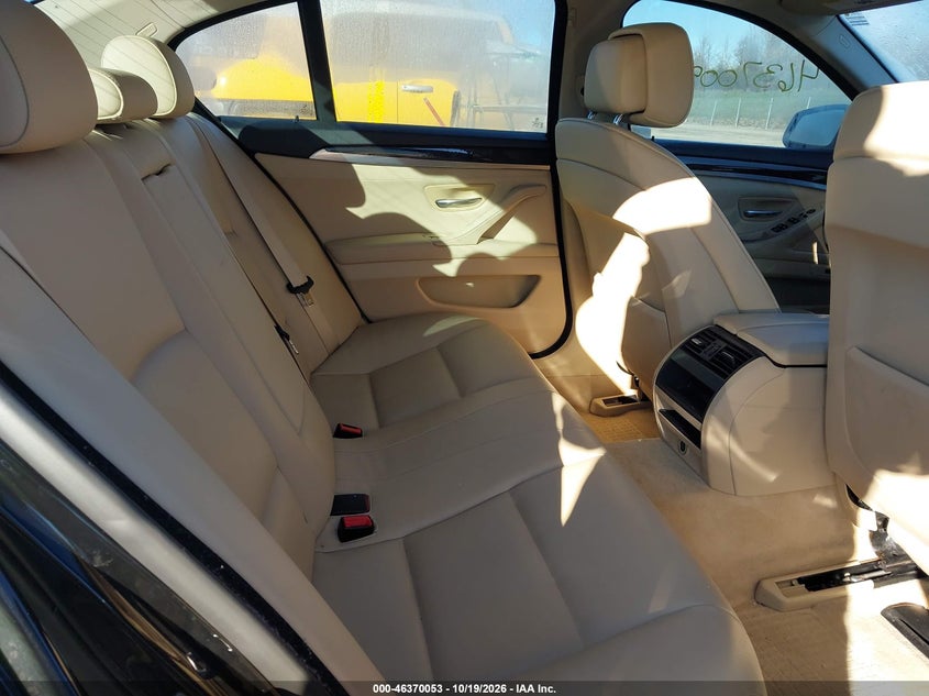 2011 BMW 535I XDRIVE · Фото 8
