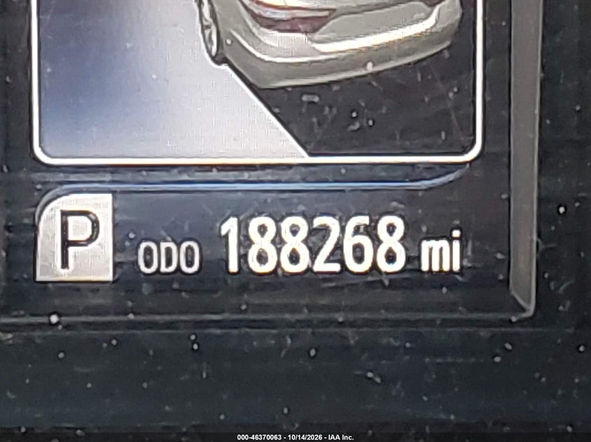 TOYOTA CAMRY - zdjęcie 16