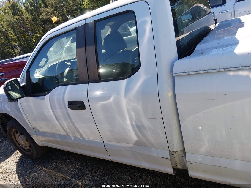 2016 FORD F-150 XL · Фото 14