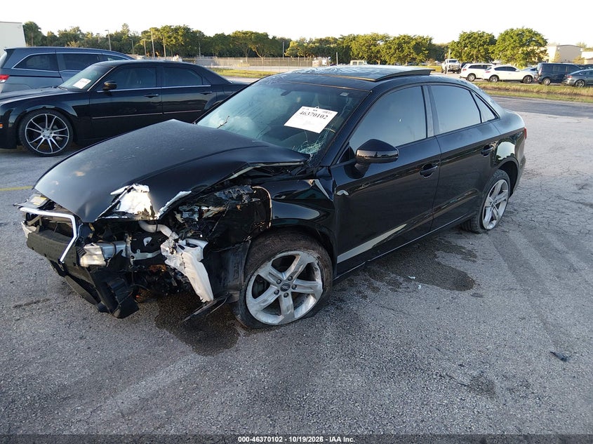 Vin: wauaugff5j1015454, lot: 46870435, audi a3 2.0t premium/2.0t tech premium 20182