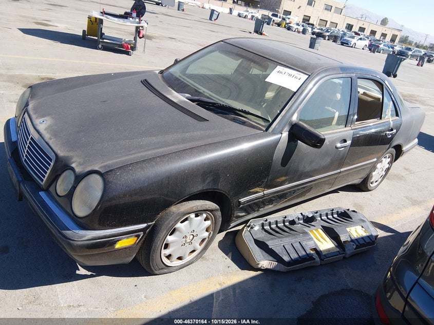 1999 Mercedes-Benz E 320, Обычный износ, IAAI, VIN WDBJF65H3XA864564 — фото 2