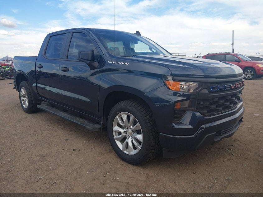 2022 Chevrolet Silverado 1500 2WD Short Bed Custom