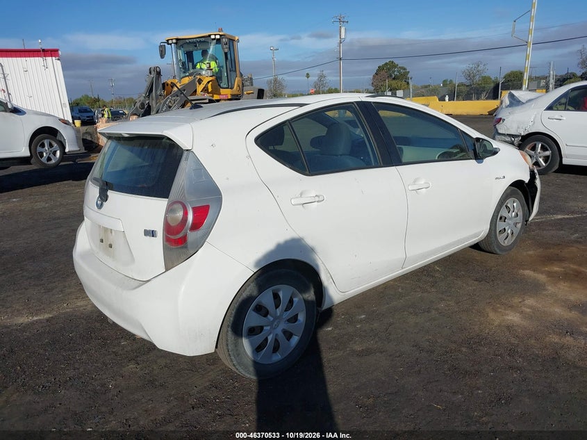 Vin: jtdkdtb37c1502542, lot: 46870866, toyota prius c two 20124