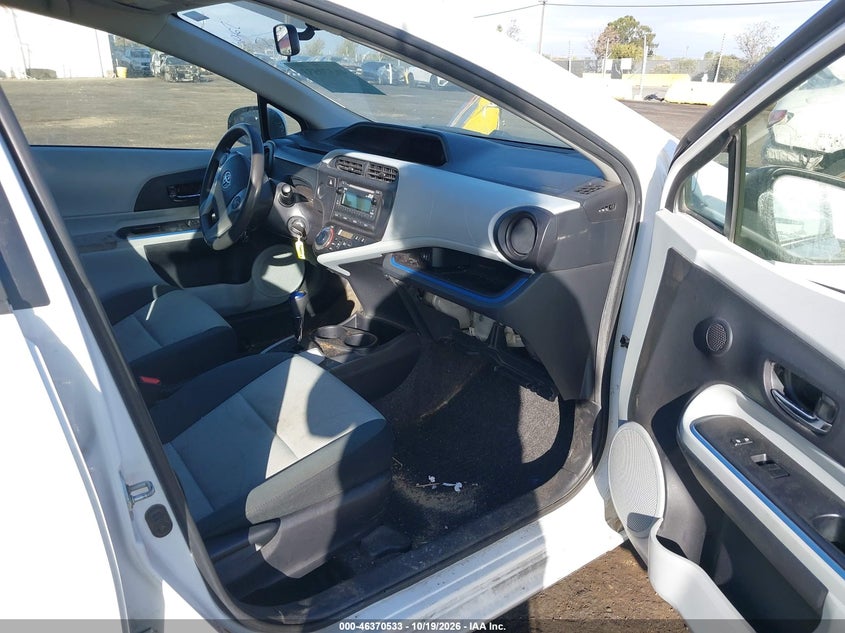 TOYOTA PRIUS C 2012 VIN JTDKDTB37C1502542