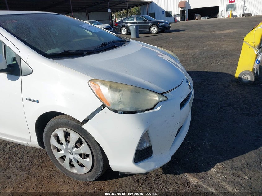 TOYOTA PRIUS C 2012 VIN JTDKDTB37C1502542
